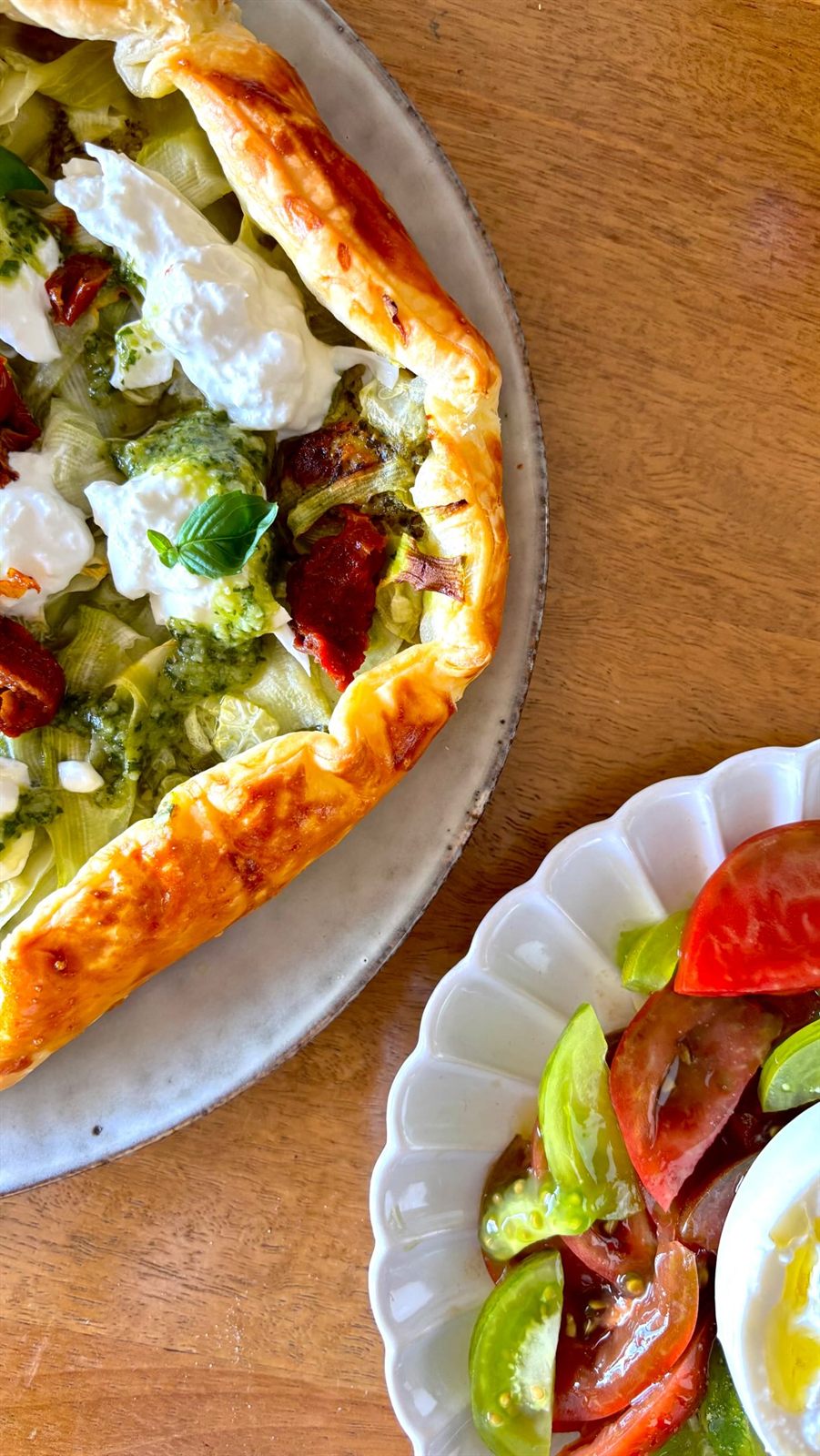 Tarte courgette, pesto verde & burrata